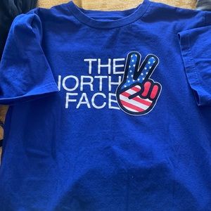 North Face T-shirt Youth large